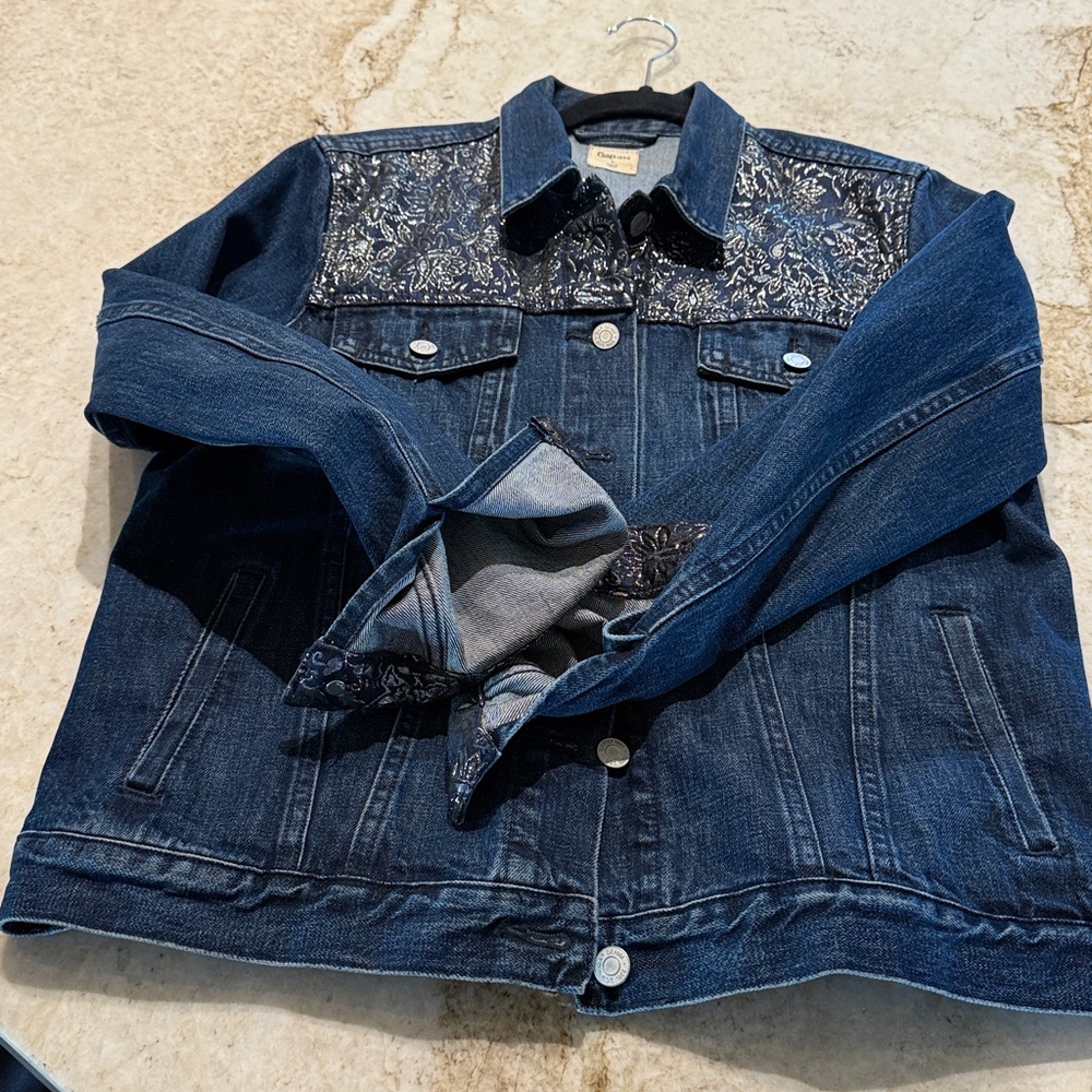 The GAP 1969 Embroidered Denim Jacket - Picture 6 of 6
